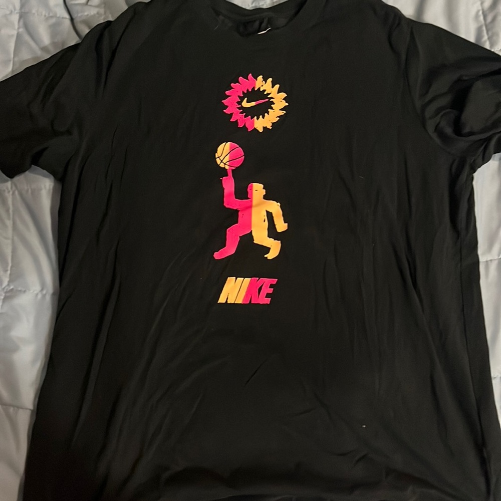 Nike fit T shirt Size XL